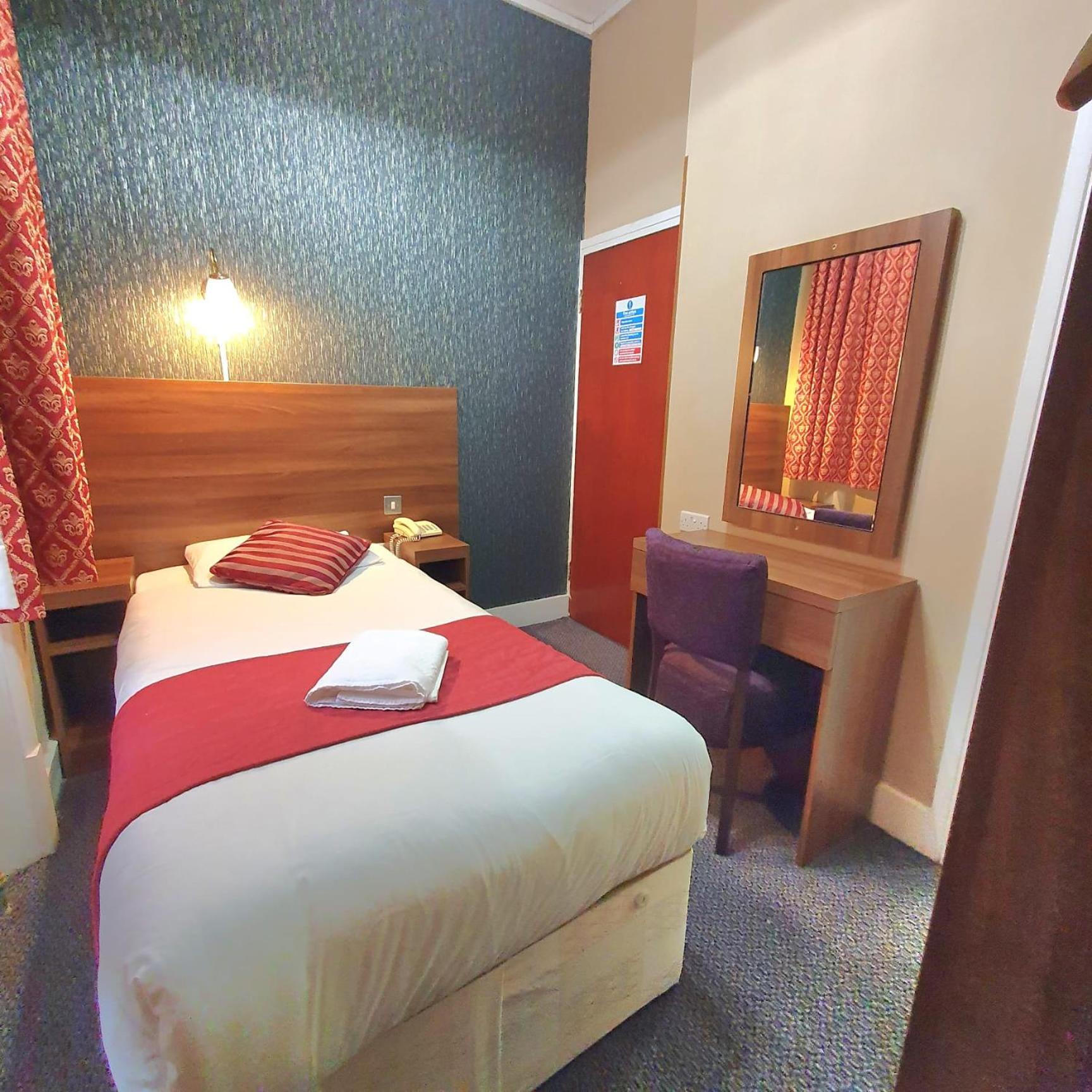 Oliver Hotel Londra Exterior foto